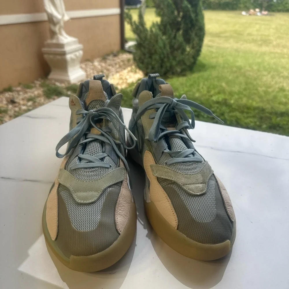 Adidas Zone Boost Pusha T King Boost Limited Edition Shoes